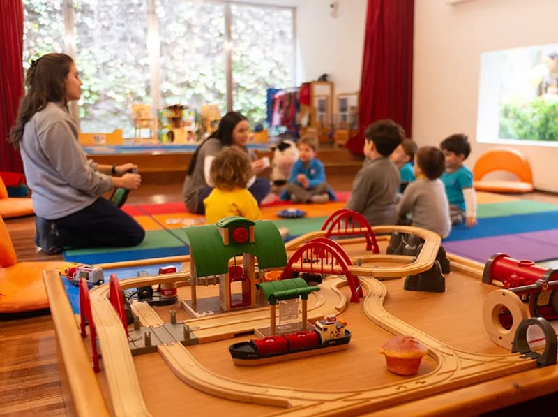 Preparação para a escola sem antecipar o que ainda não é tempo.